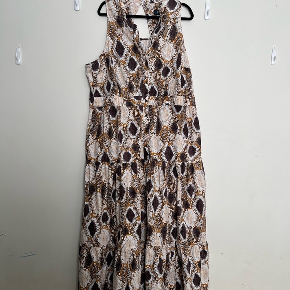 ✨ Anthropologie Snake Print Maxi Dress - Picture 3 of 11